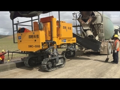 Paver Slipform Multifungsi untuk Proyek Konstruksi Curbs Gutters dan Crash Walls